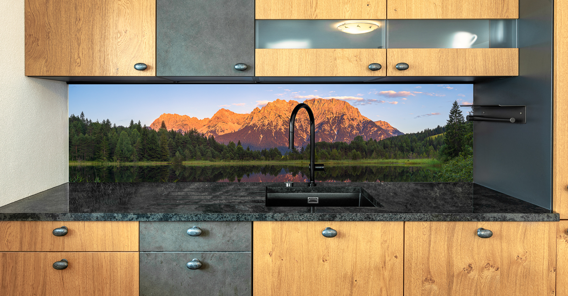 Motiv für eine Küchenrückwand - Alpenglühen Karwendel