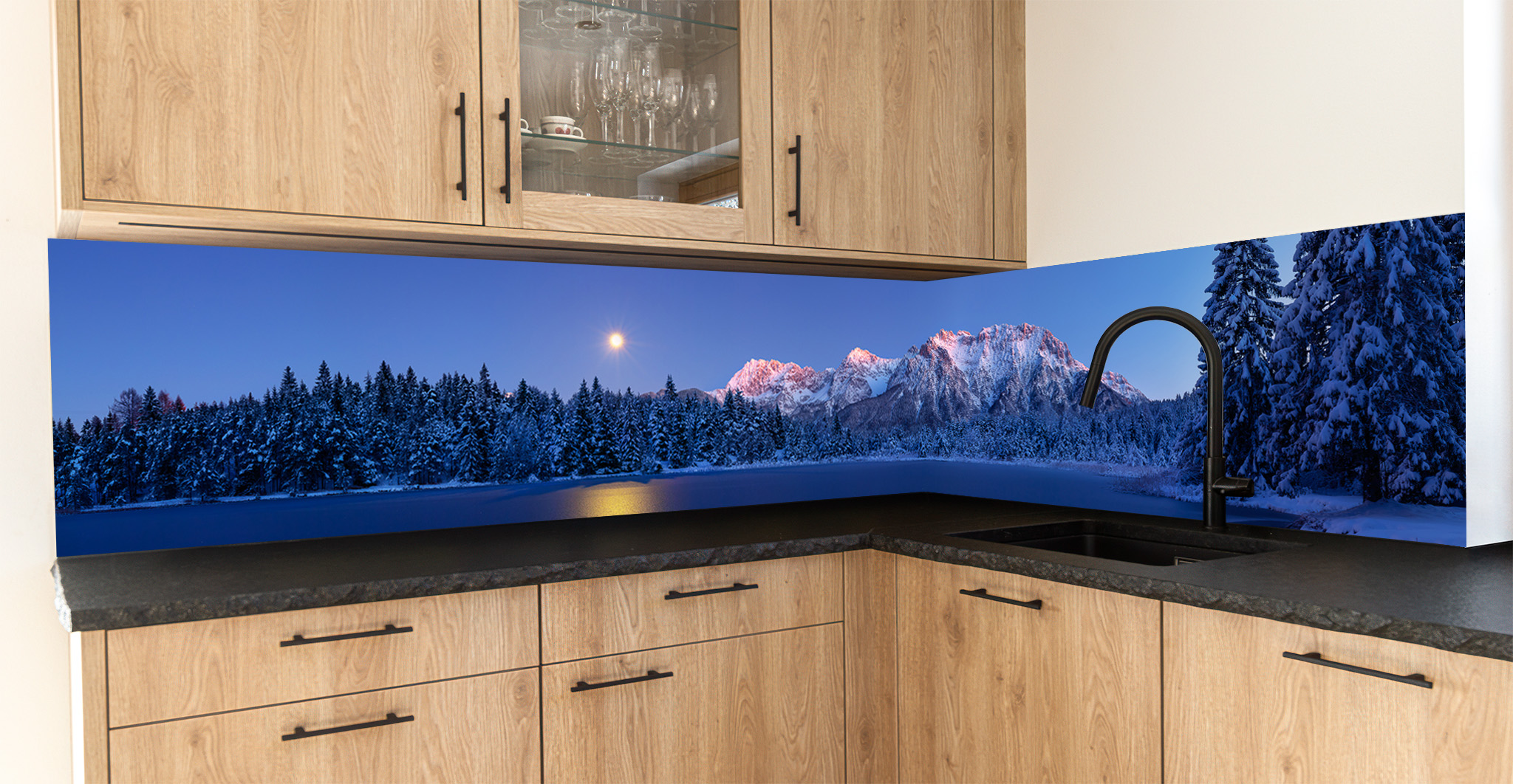 Motiv für eine Küchenrückwand - Mondaufgang - Winterabend am Luttensee