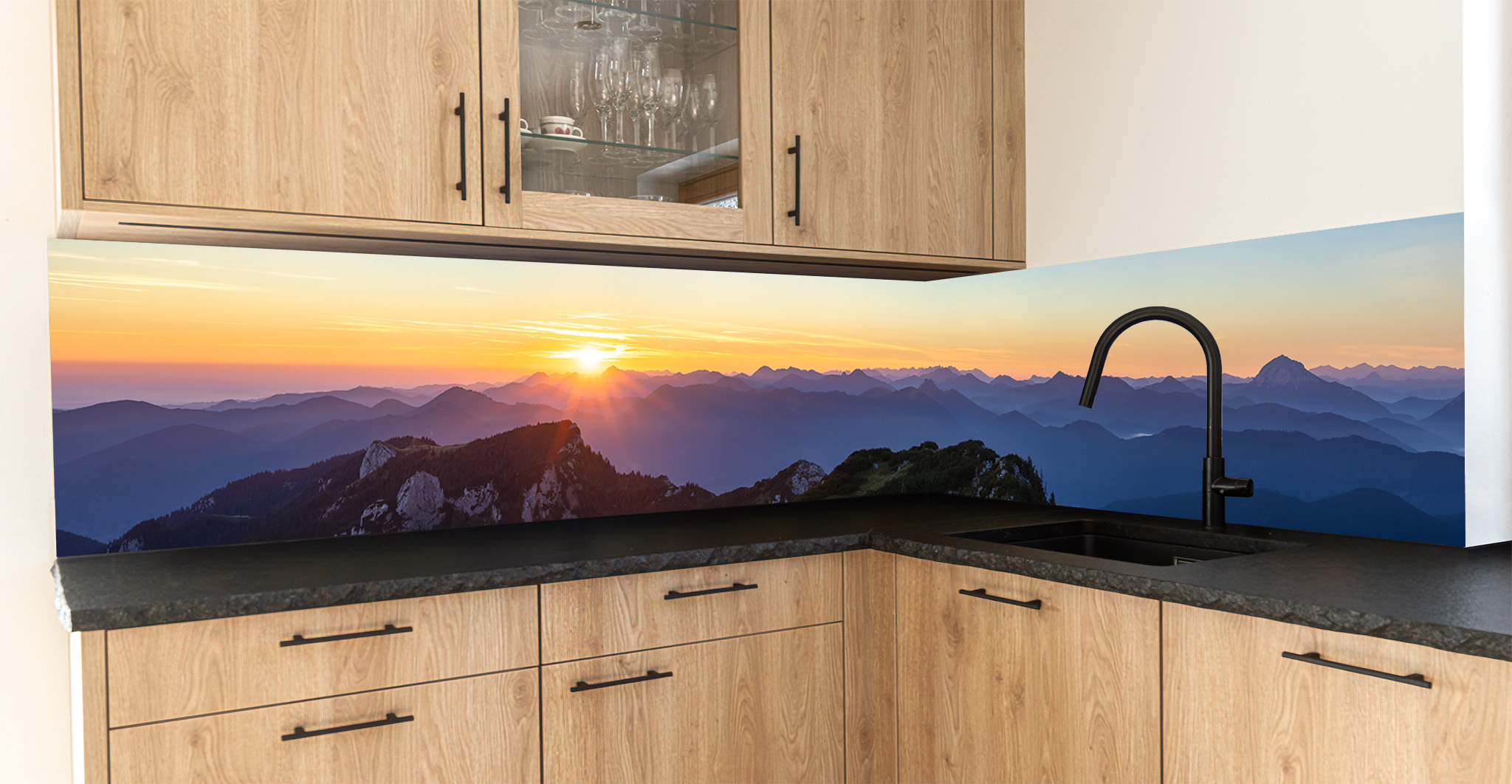 Motiv für eine Küchenrückwand - Sonnenaufgang Benediktenwand