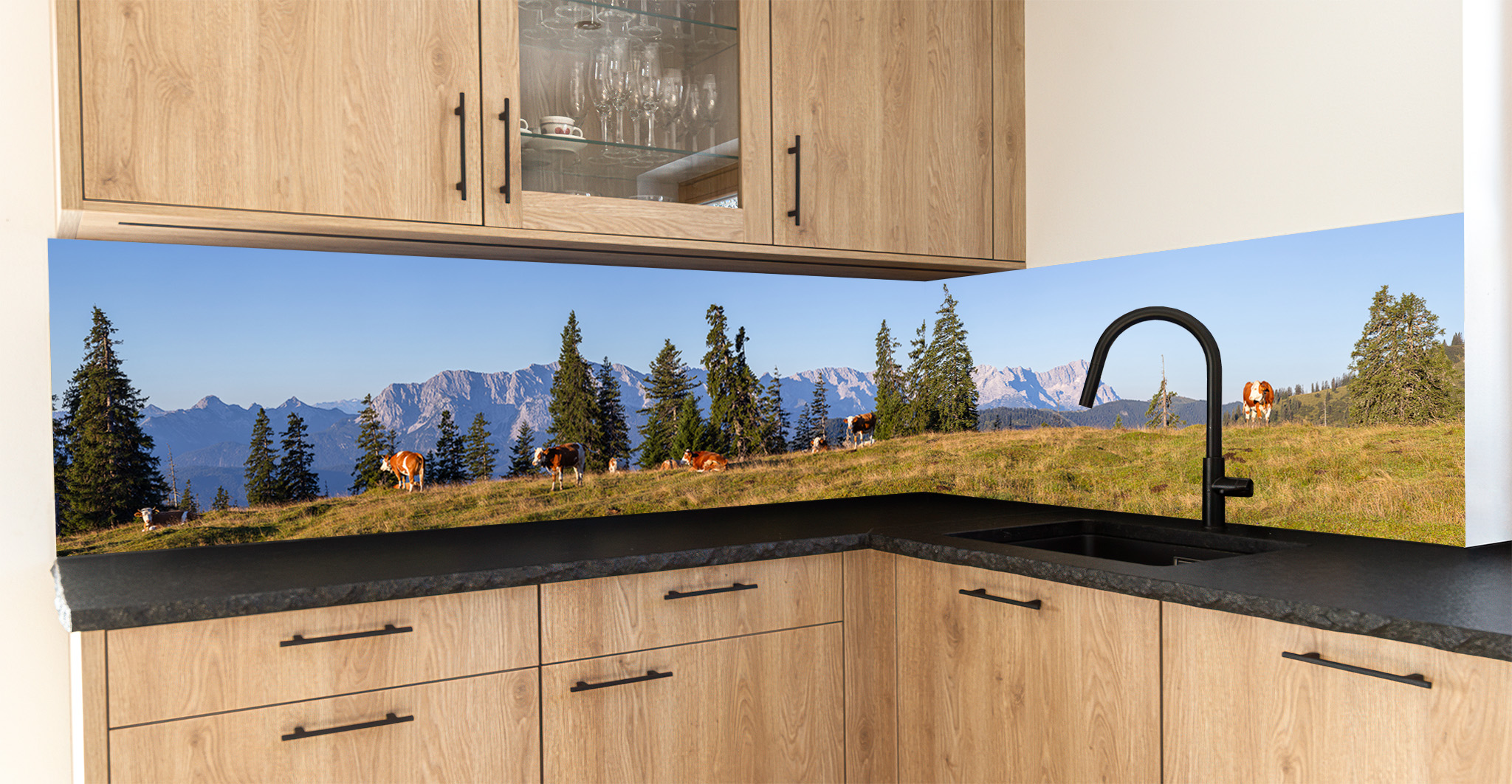 Motiv für eine Küchenrückwand - Panoramawiese auf der Alm