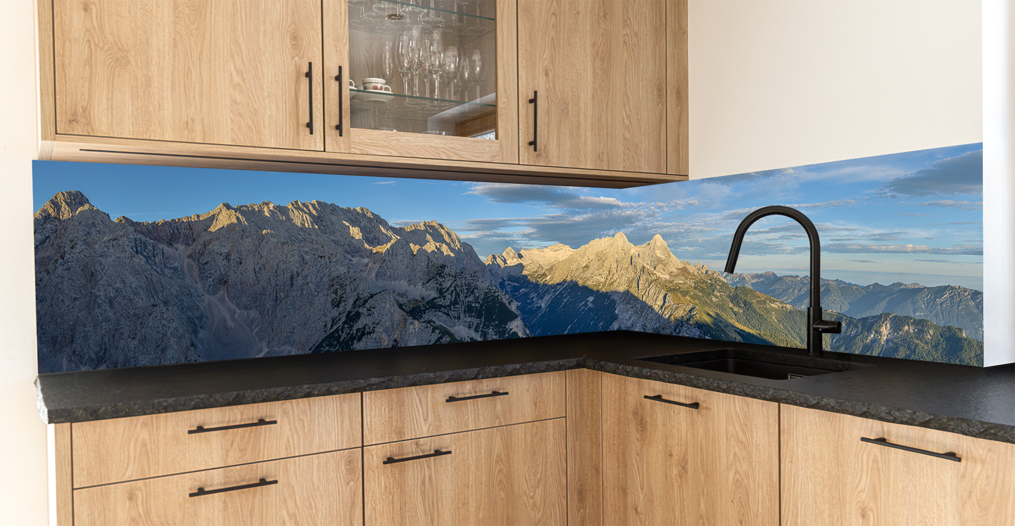 Motiv für eine Küchenrückwand - Frauenalpl am Morgen - Rundblick