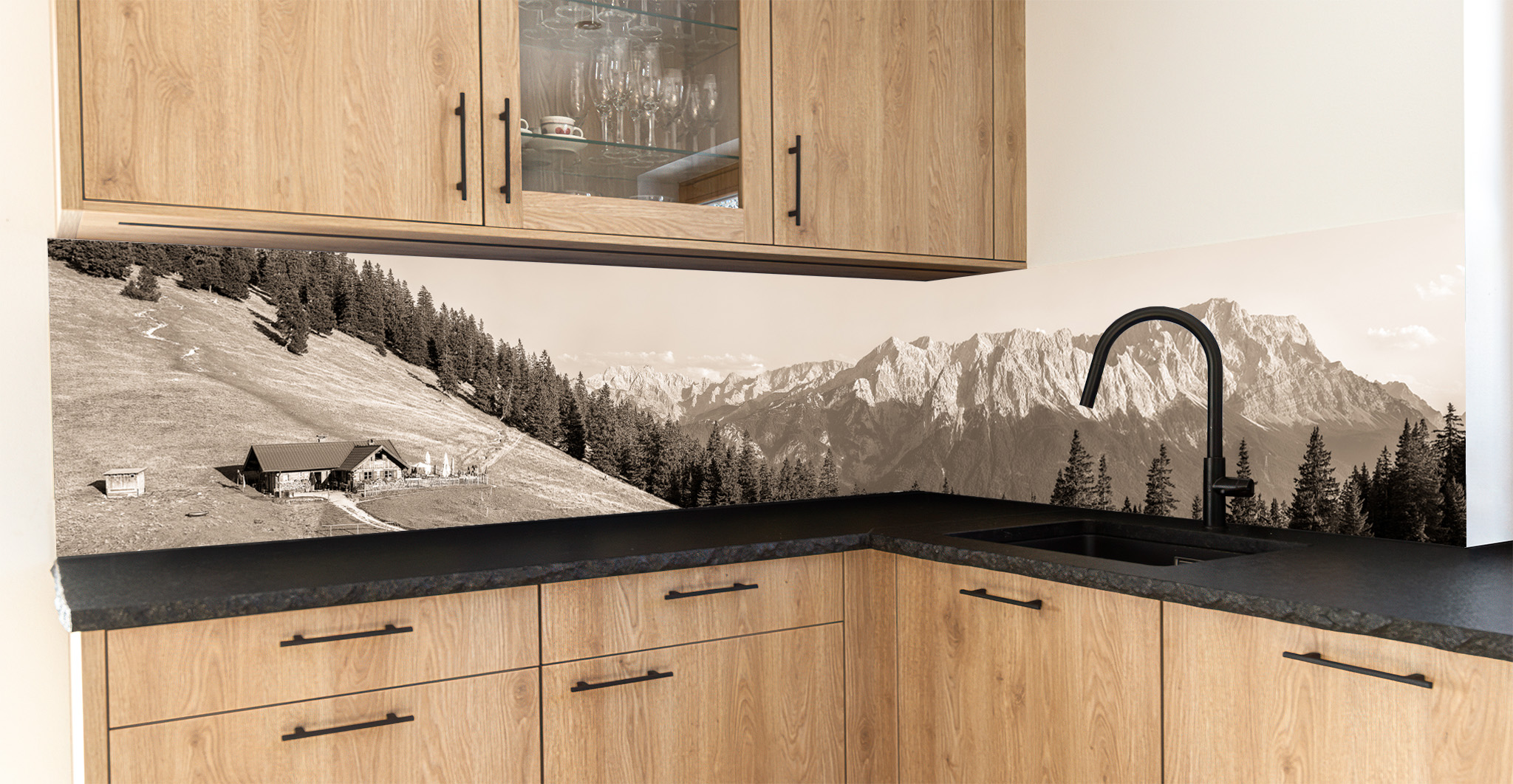 Motiv für eine Küchenrückwand - Stepbergalm sepia