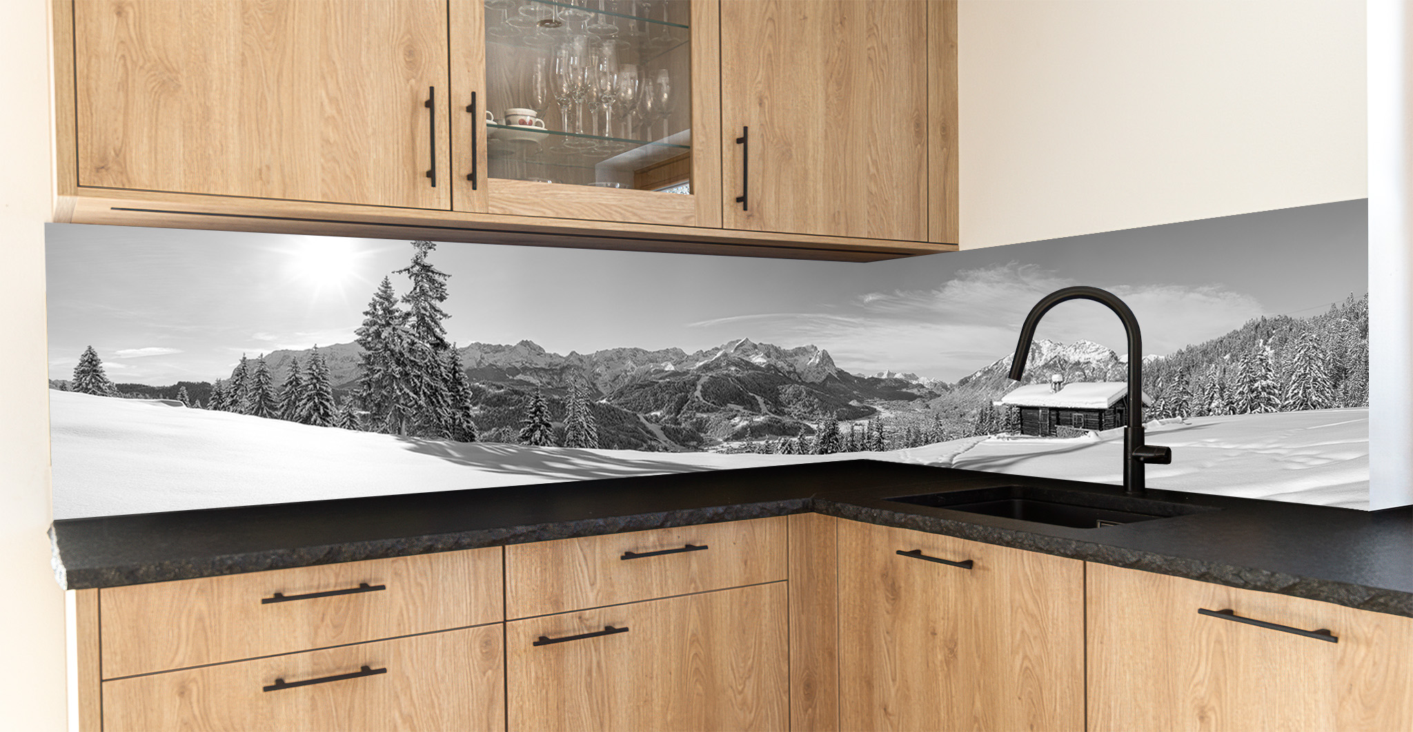 Motiv für eine Küchenrückwand - Winterlandschaft in Garmisch-Partenkirchen - Schwarz-Weiß
