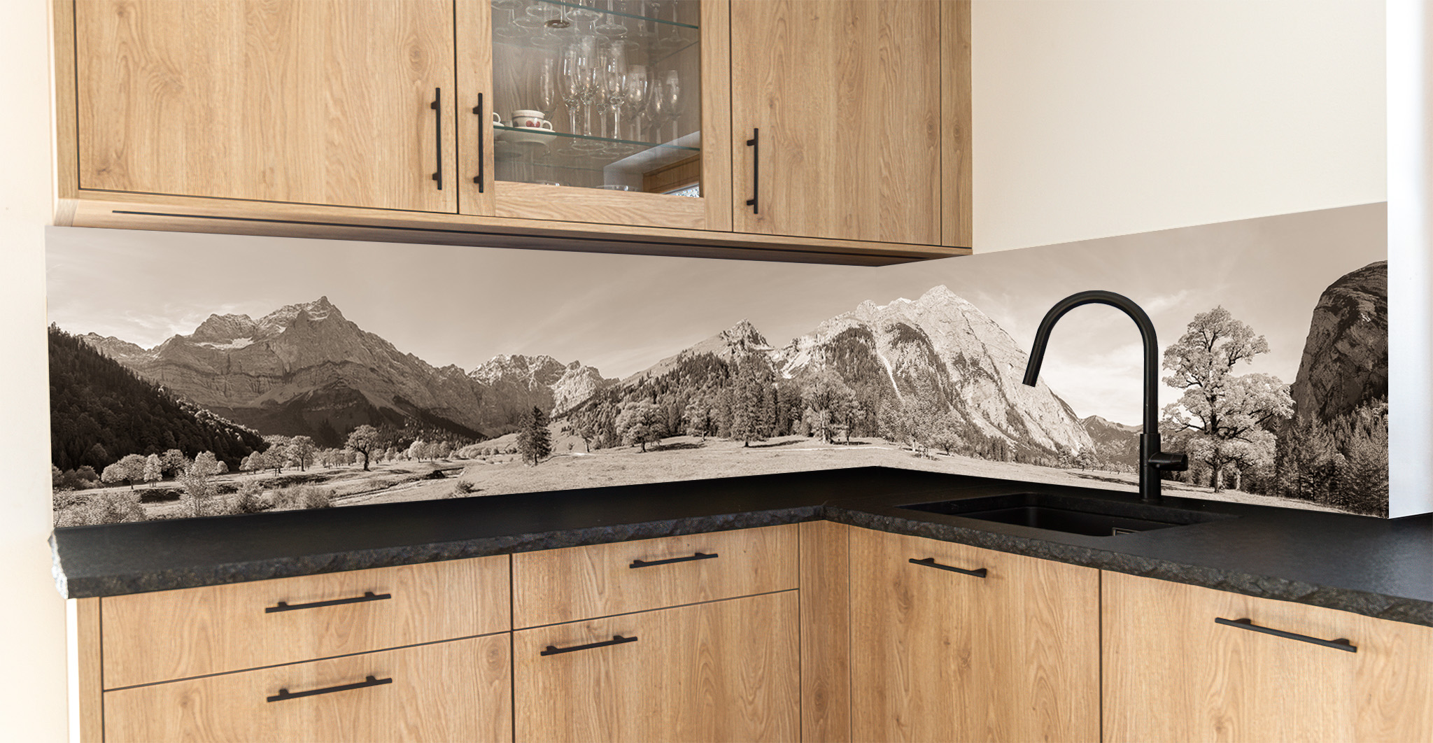 Motiv für eine Küchenrückwand - Großer Ahornboden - Engalm - Panorama sepia