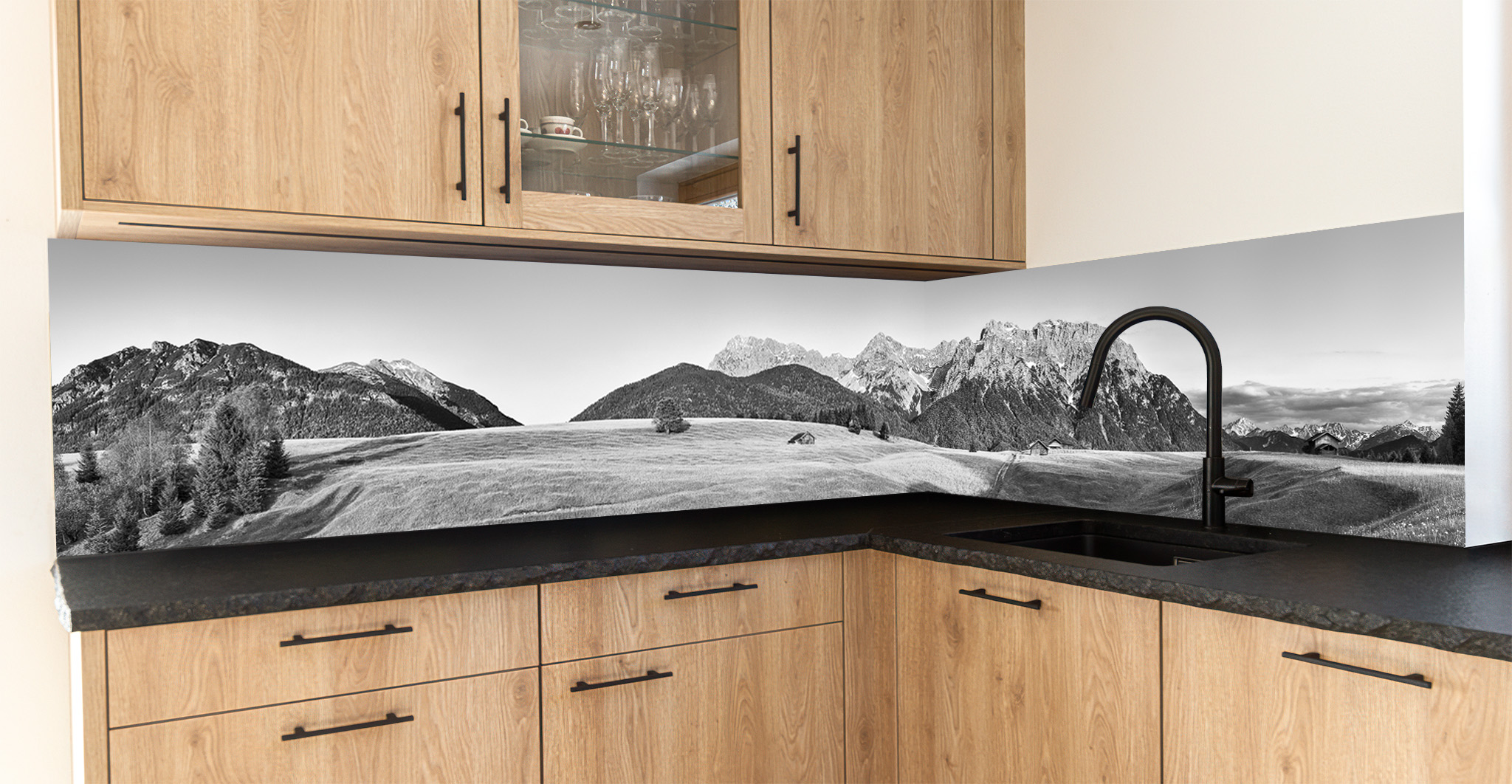 Motiv für eine Küchenrückwand - Buckelwiesen vor dem Karwendel - SW