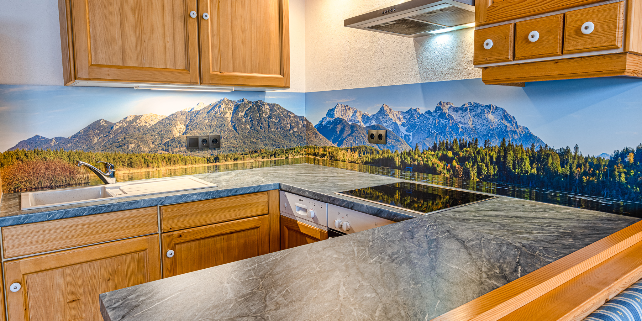 Küchenrückwand - Bergsee mit Bergpanorama